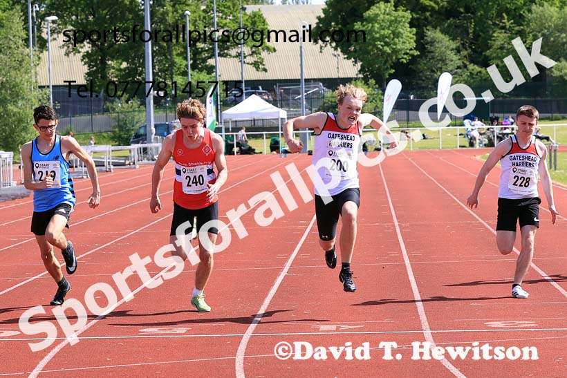 Boys Under-15s 100 metres, 2024 North Eastern Track and Field Champs., Middlesbrough.  Photo: David T. Hewitson/Sports for All Pics